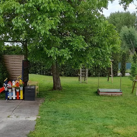 Ferienwohnung Monika Staßfurt OT Üllnitz an der A14 Glothe Exterior foto