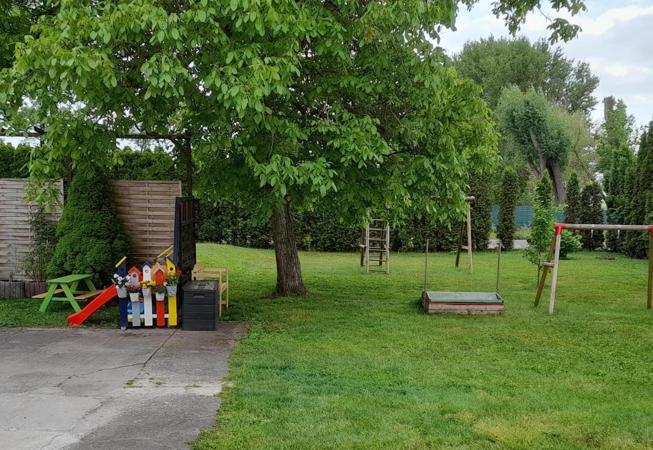Appartement Monika Stassfurt Ot Uellnitz An Der A14 *